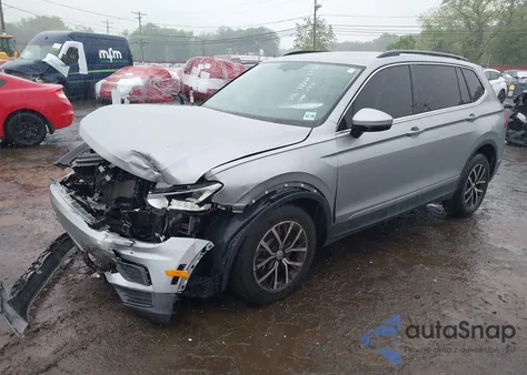 2021 Volkswagen Tiguan 2.0T Se/2.0T Se R-Line Black/2.0T Sel из США, поврежденный, VIN 3VV2B7AX3MM013711